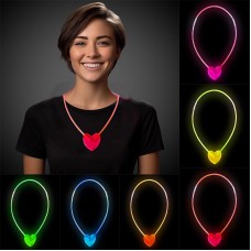 Karanlıkta Yanan Glow Kalp Şekilli Kolye 6 Renk 6 Adet