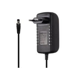 16.8 VOLT - 1 AMPER 5.5*2.5 UÇLU KIRMIZI YEŞİL LEDLİ PRİZ TİPİ ŞARJ ADAPTÖRÜ